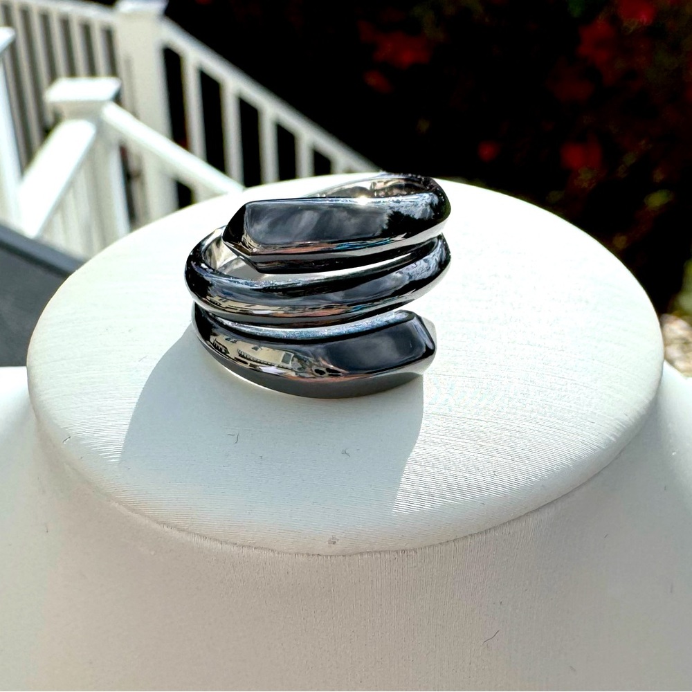Lia Sophia Graphix Ring